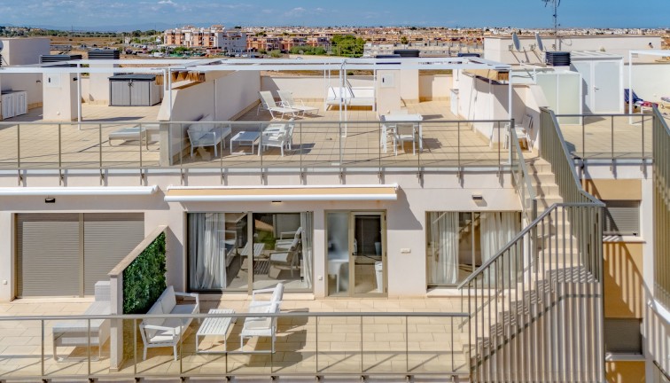 Apartamento - Apartamento en el último piso - Reventa - Orihuela Costa - Villamartín