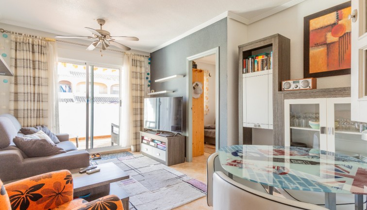 Apartamento - Apartamento en el último piso - Reventa - Torrevieja - Torrevieja