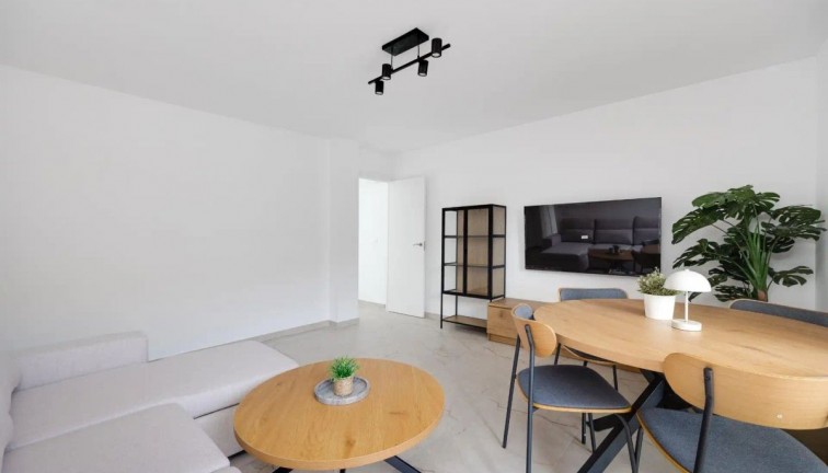 Apartamento - Apartamento en el último piso - Reventa - Torrevieja - Torrevieja