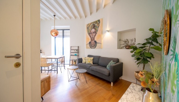 Apartamento / piso - Reventa - Alicante - Alicante