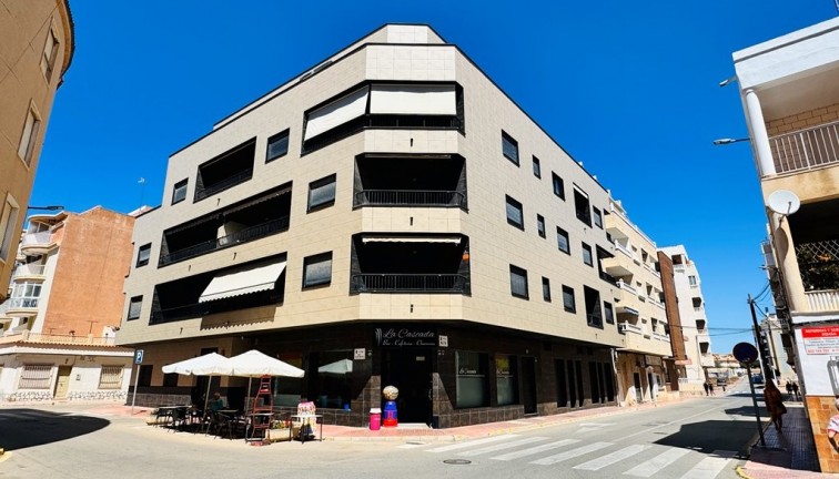 Apartamento / piso - Reventa - La Mata - LA MATA