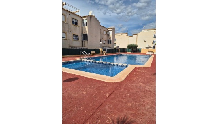 Apartamento / piso - Reventa - Los Altos - Los Altos