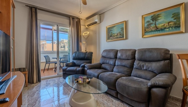 Apartamento / piso - Reventa - Torrevieja - Calle Patricio Perez, 03183