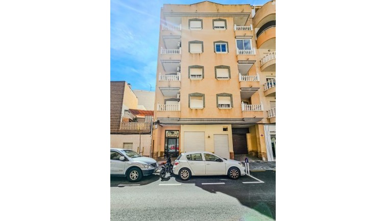 Apartamento / piso - Reventa - Torrevieja - Playa del Cura