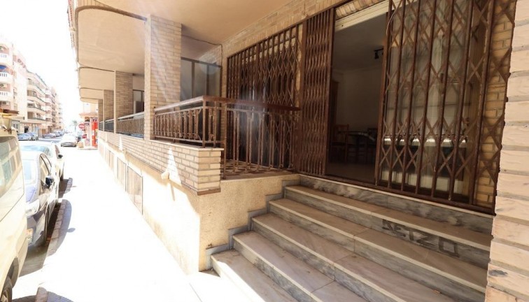Apartamento / piso - Reventa - Torrevieja - Playa del Cura