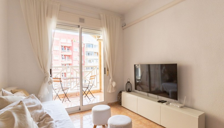 Apartamento / piso - Reventa - Torrevieja - Torrevieja