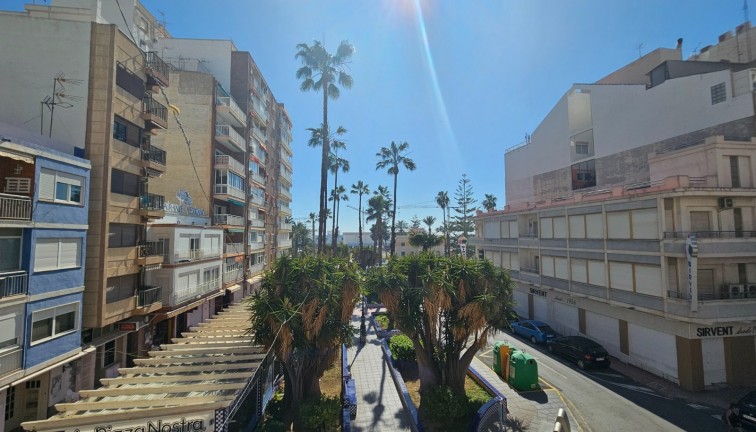 Apartamento / piso - Reventa - Torrevieja - Torrevieja
