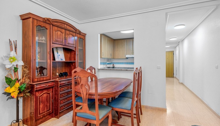 Apartamento / piso - Reventa - Torrevieja - Torrevieja