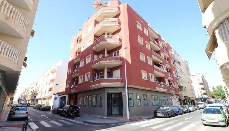Apartamento / piso - Reventa - Torrevieja - Torrevieja