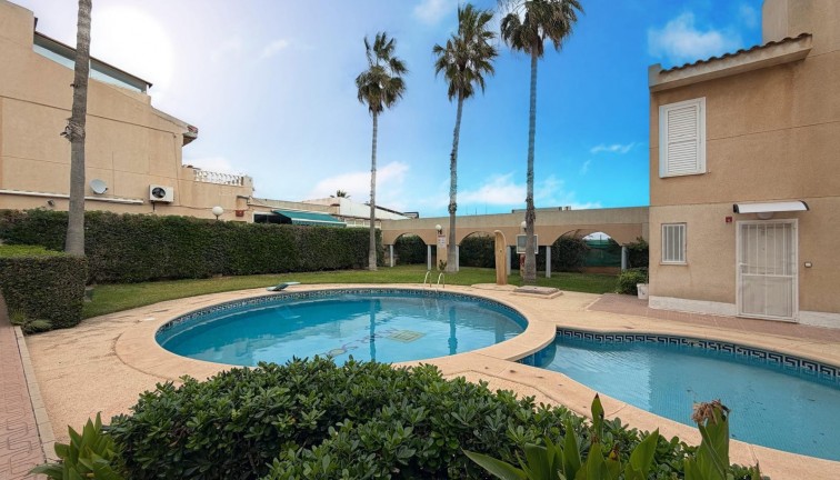 Apartment - Resale - Torrevieja - Los Locos