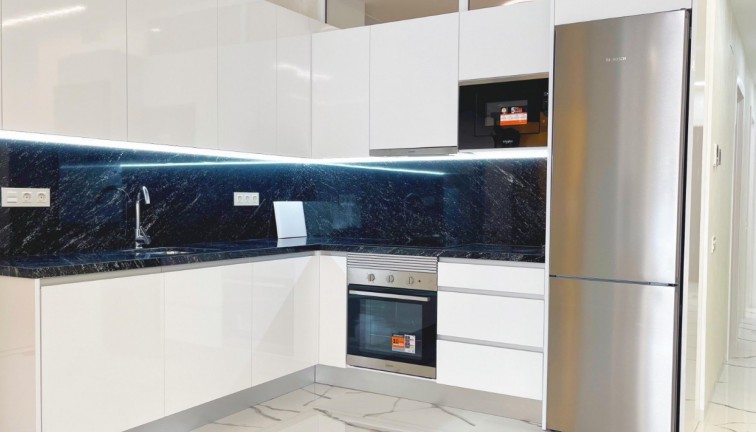 Apartment - Resale - Torrevieja - Playa del Cura