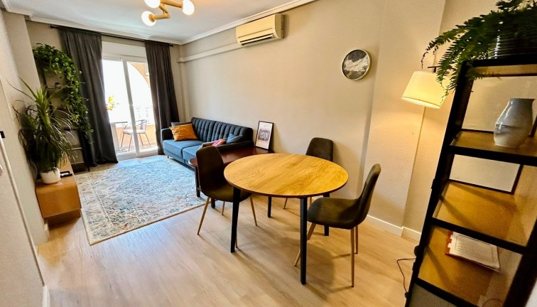 Apartment - Resale - Torrevieja - Torrevieja