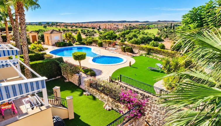 Asunto - Jälleenmyynti - Algorfa - La Finca Golf