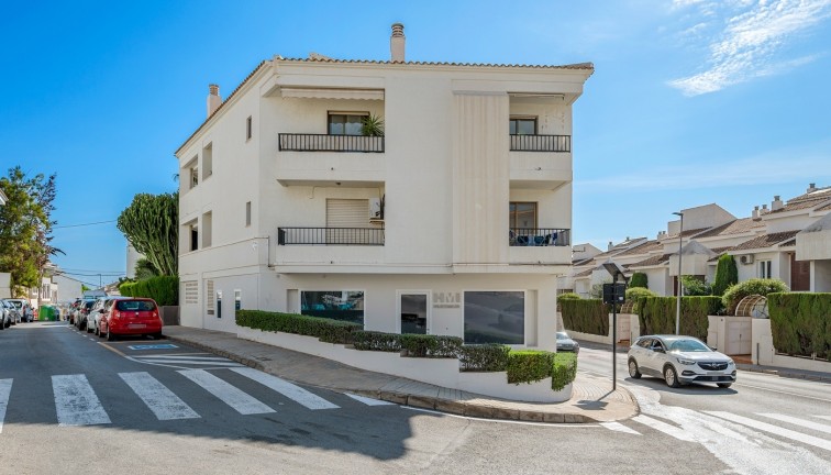 Asunto - Jälleenmyynti - Altea - Altea