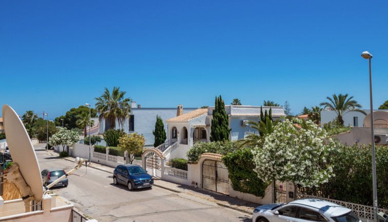 Asunto - Jälleenmyynti - La Zenia - La Zenia