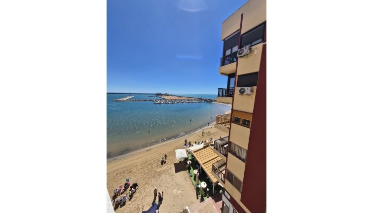 Asunto - Jälleenmyynti - Torrevieja - Acequion