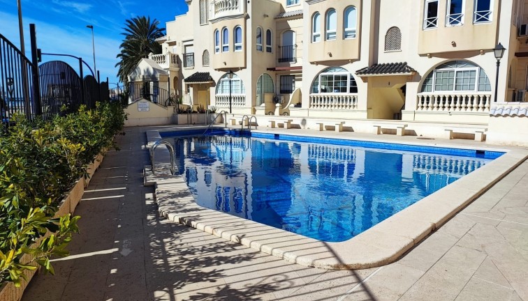 Asunto - Jälleenmyynti - Torrevieja - Torrevieja