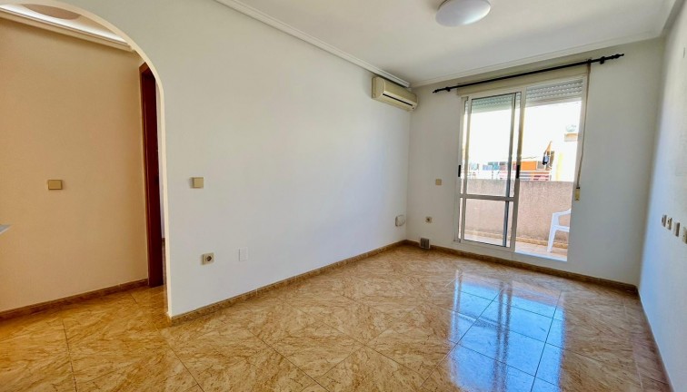 Asunto - Jälleenmyynti - Torrevieja - Torrevieja