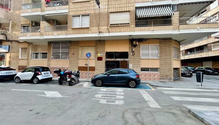 Asunto - Jälleenmyynti - Torrevieja - Torrevieja