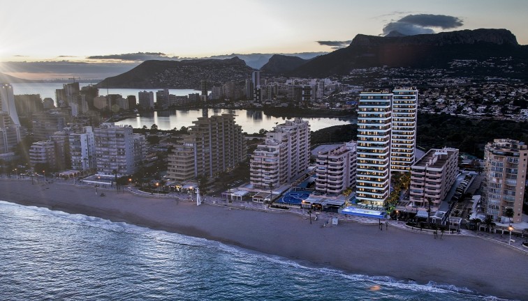 Asunto - Uudistuotanto - Calpe - Calpe