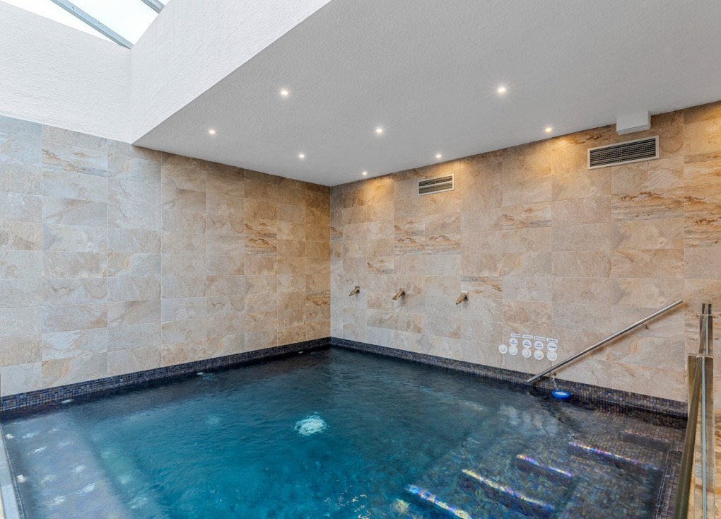 Återförsäljning -  Bostad - Översta våningen  - Guardamar del Segura