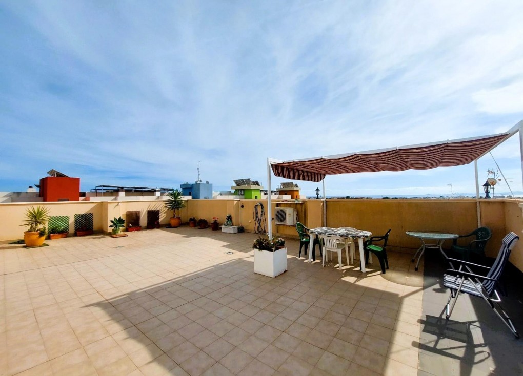 Återförsäljning -  Bostad - Översta våningen  - Orihuela Costa - Lomas de Cabo Roig