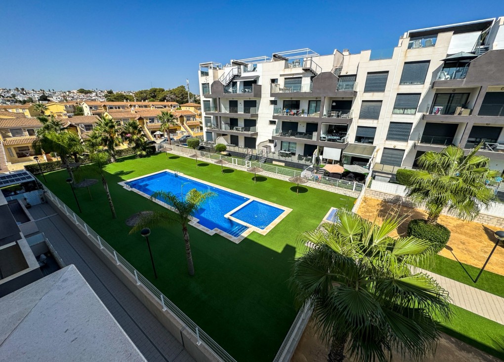 Återförsäljning -  Bostad - Översta våningen  - Orihuela Costa - Villamartín