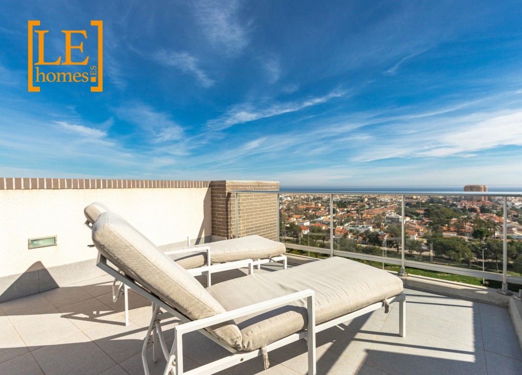 Återförsäljning -  Bostad - Översta våningen  - Torrevieja - Nueva Torrevieja