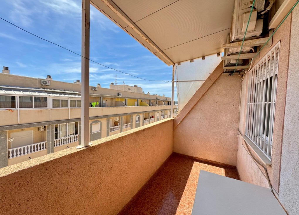 Återförsäljning -  Bostad - Översta våningen  - Torrevieja