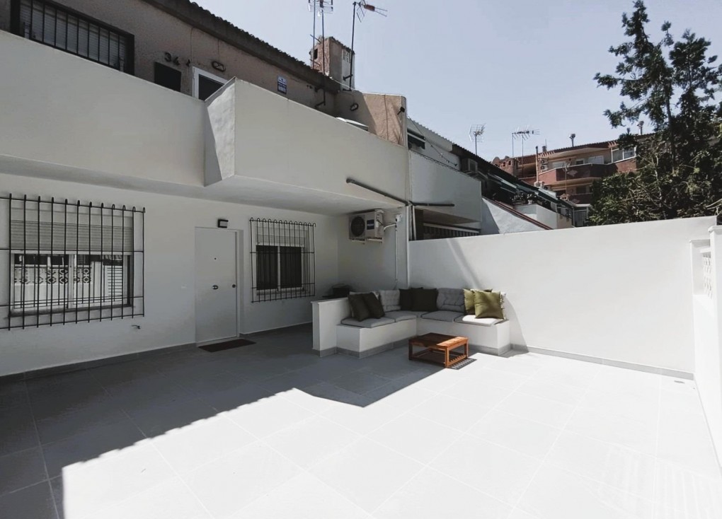 Återförsäljning - Bungalow - Orihuela Costa - Cabo Roig