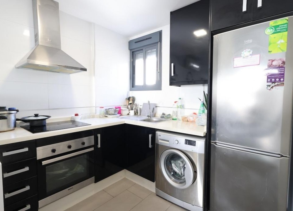 Återförsäljning - Bungalow - Orihuela Costa - La Zenia