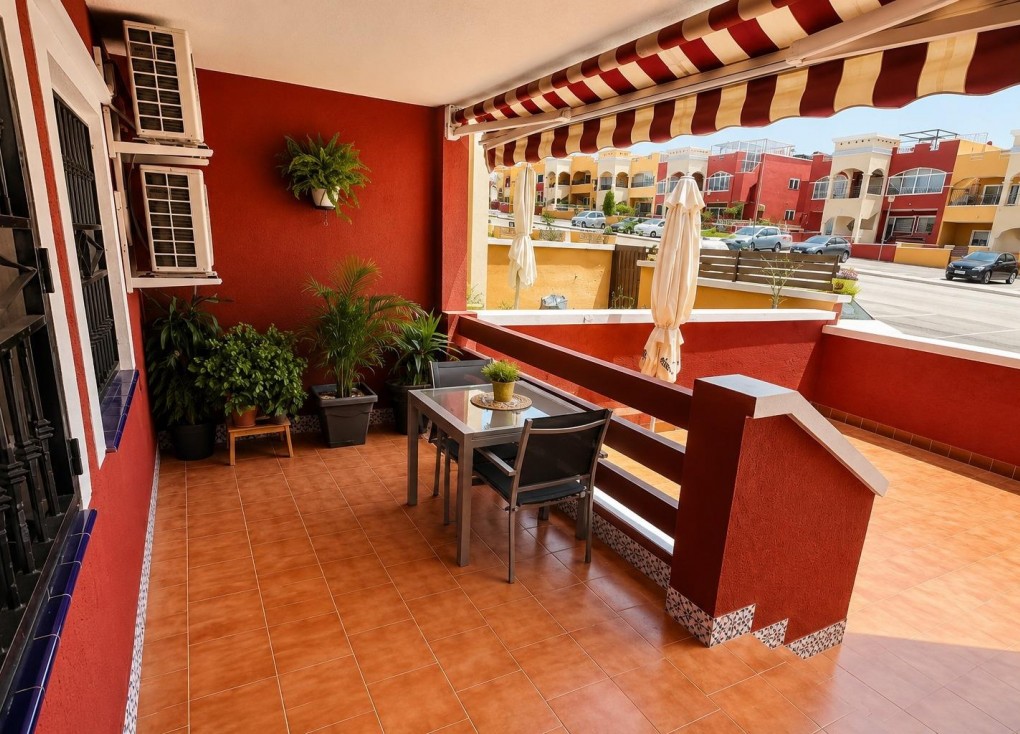 Återförsäljning - Bungalow - Orihuela Costa - Los Altos