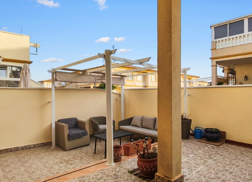 Återförsäljning - Bungalow - Orihuela Costa - Playa Flamenca