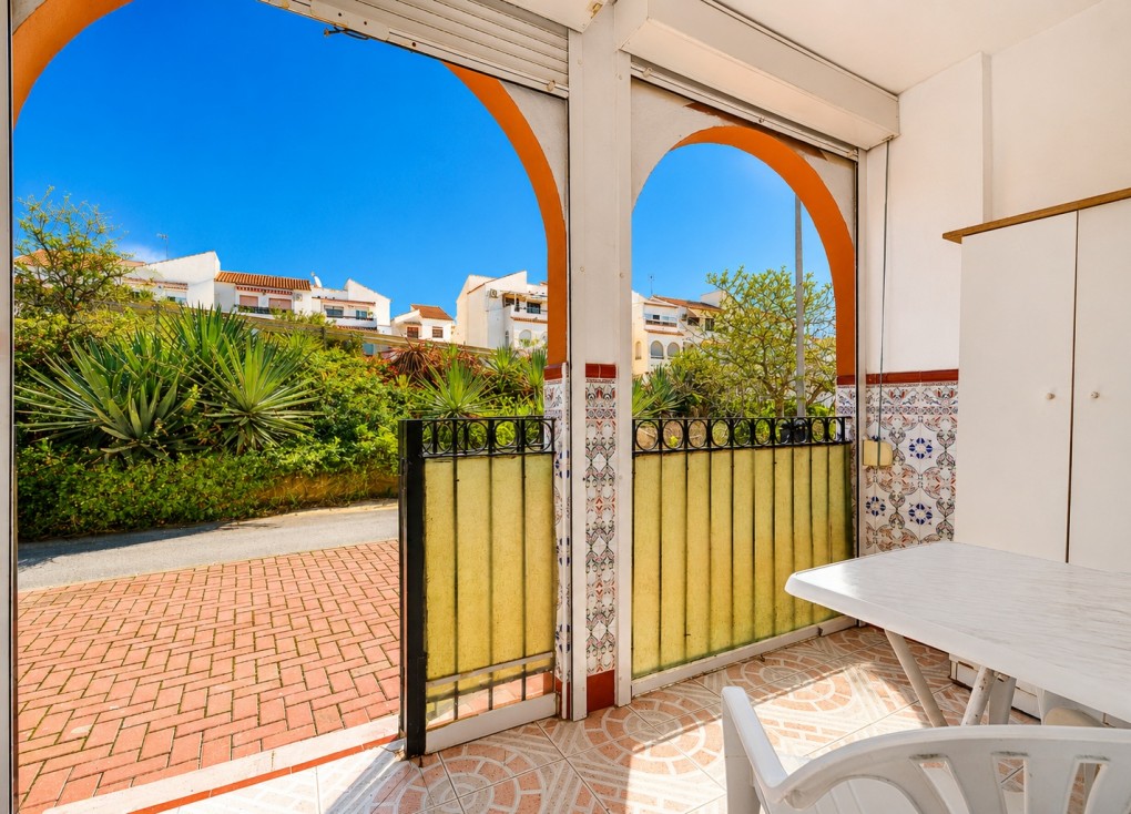 Återförsäljning - Bungalow - Torrevieja - Acequion