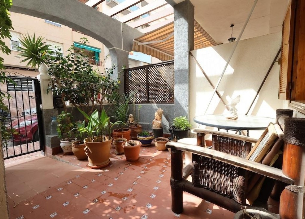 Återförsäljning - Bungalow - Torrevieja - Acequion