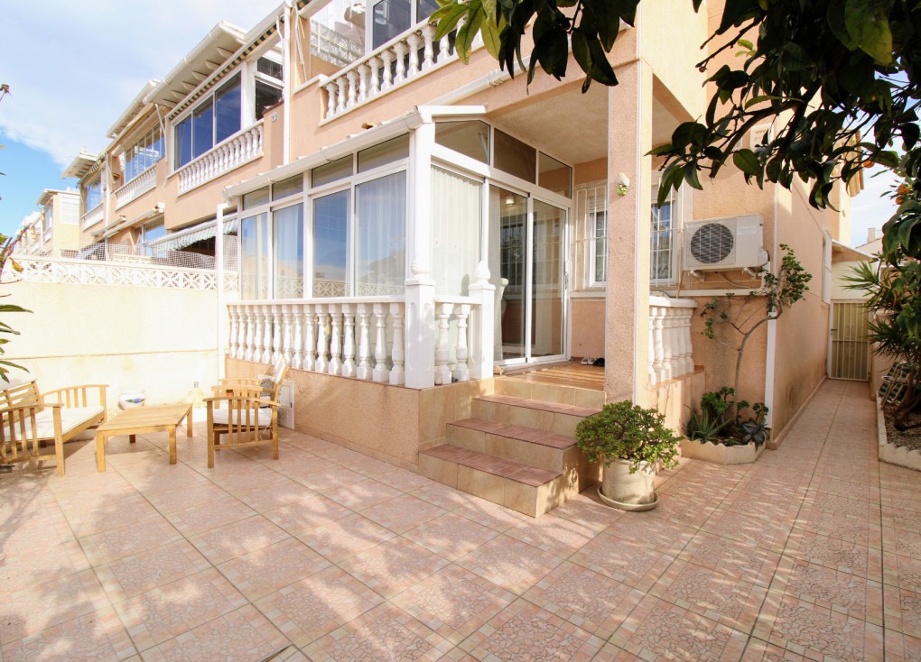 Återförsäljning - Bungalow - Torrevieja - Aguas Nuevas