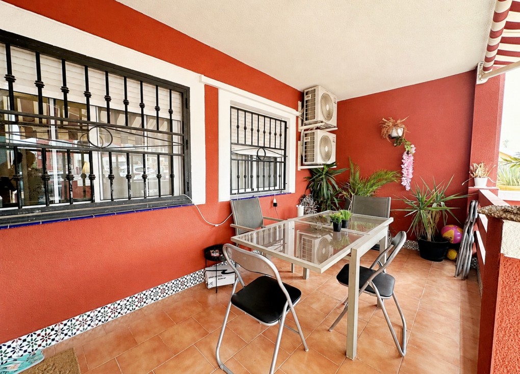 Återförsäljning - Bungalow - Torrevieja - Los Altos