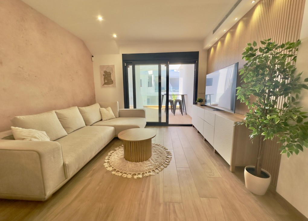 Återförsäljning - Bungalow - Torrevieja - Los Balcones