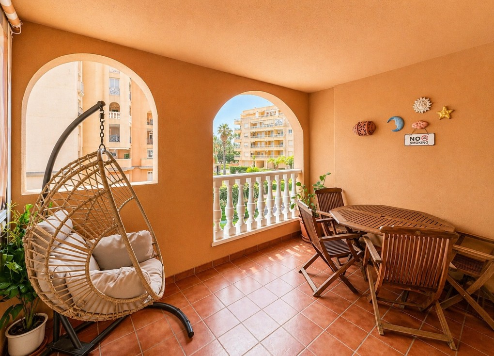 Återförsäljning - Duplex apartment (två våningar) - Torrevieja - Playa de los Locos
