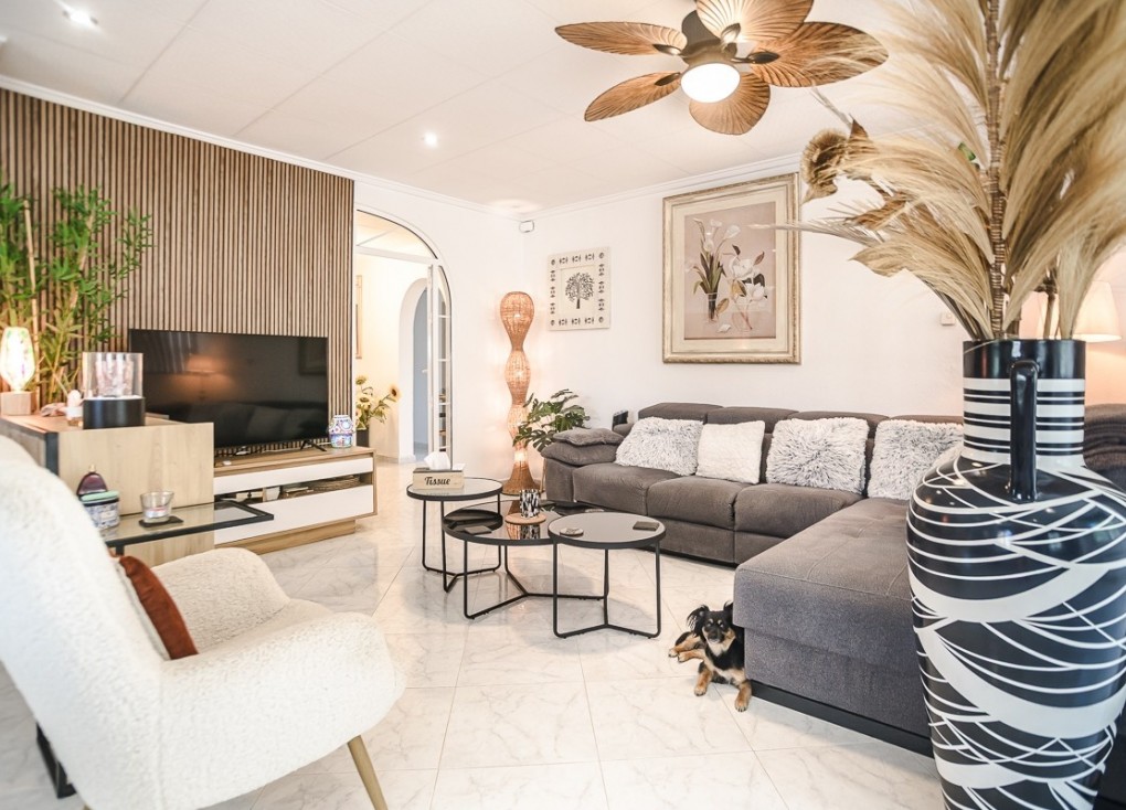 Återförsäljning - Fristående hus - La Marina