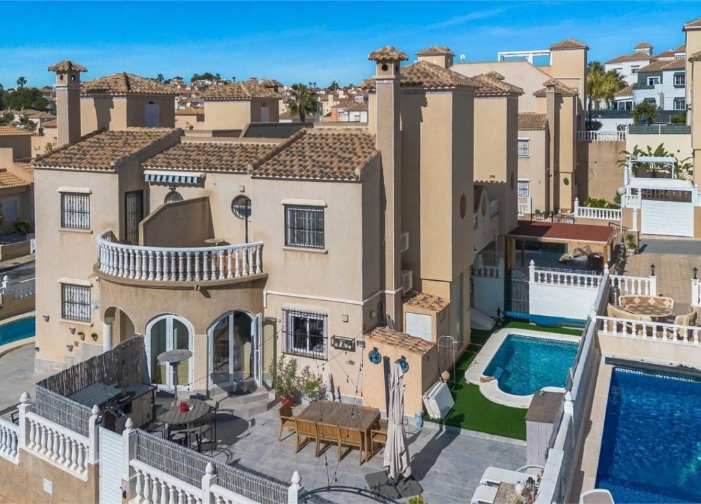 Återförsäljning - Fristående hus - Orihuela Costa - Villamartín