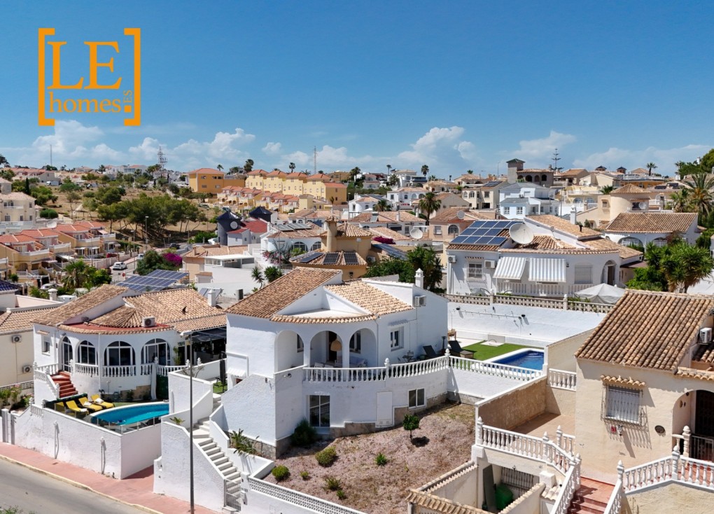 Återförsäljning - Fristående hus - Orihuela Costa - Villamartín