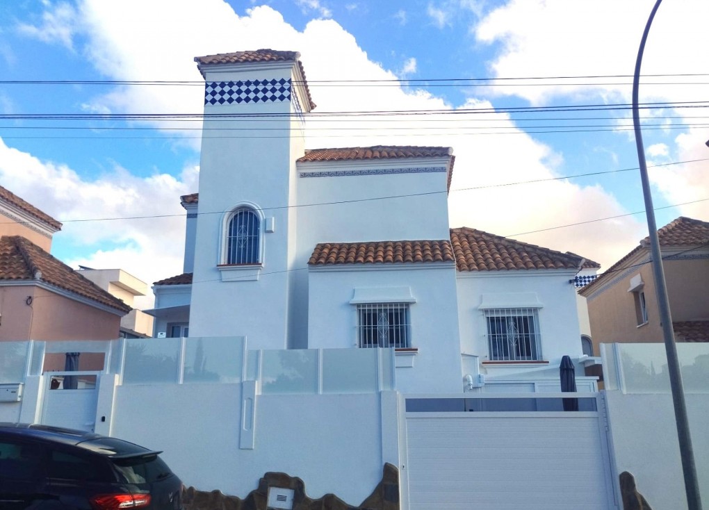 Återförsäljning - Fristående hus - San Miguel de Salinas - Villamartín