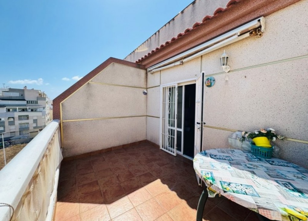 Återförsäljning - Lägenhet - La Mata - LA MATA