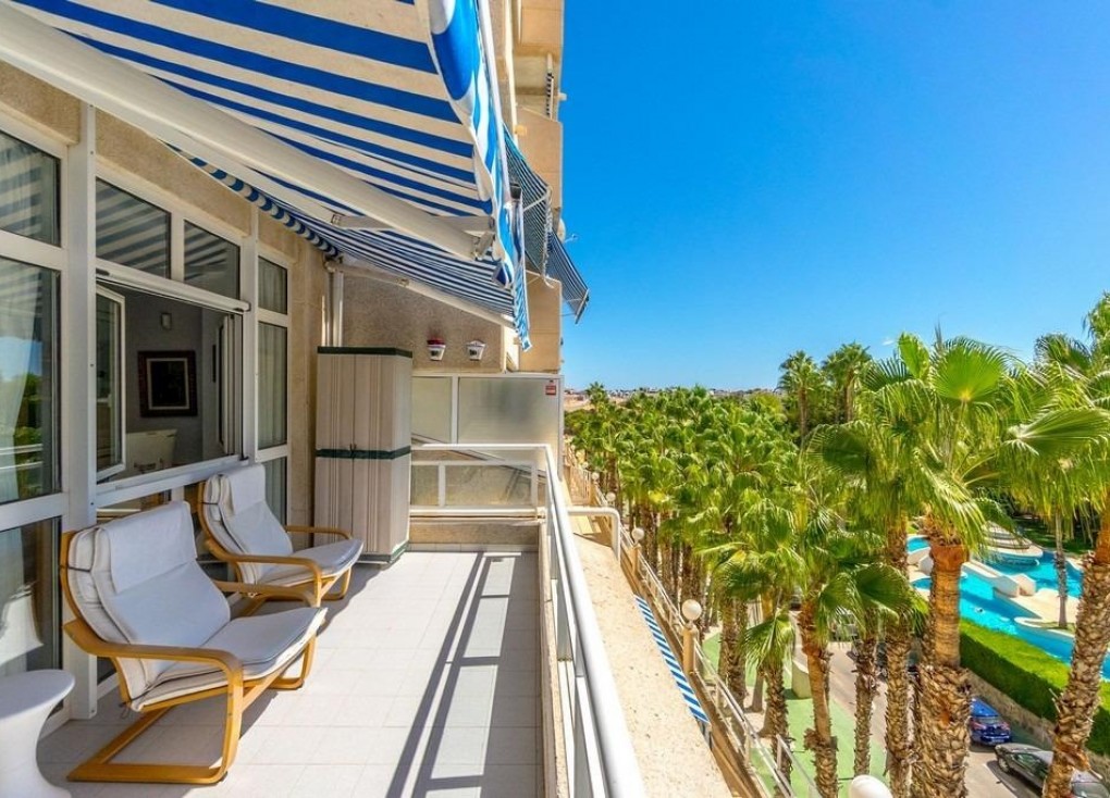 Återförsäljning - Lägenhet - Orihuela Costa - Campoamor