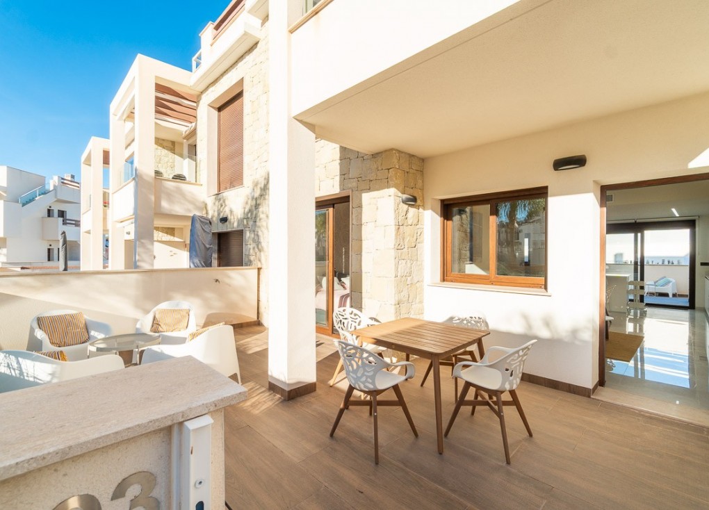 Återförsäljning - Lägenhet - Orihuela Costa - Los Balcones