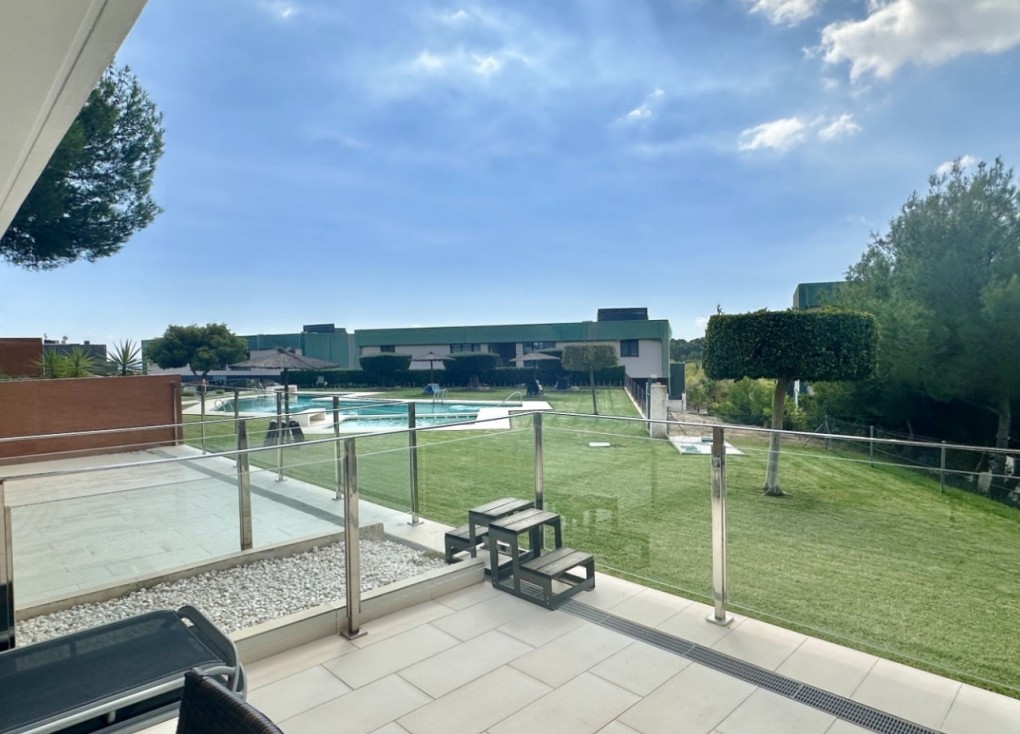 Återförsäljning - Lägenhet - Orihuela Costa - Villamartín