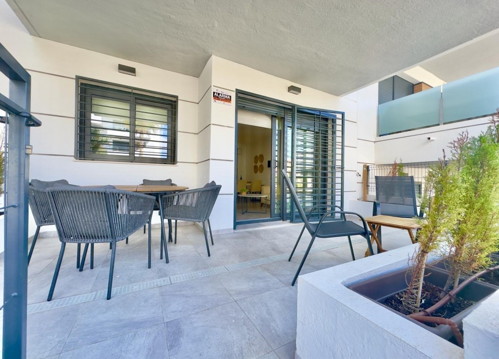 Återförsäljning - Lägenhet - Orihuela Costa - Villamartín