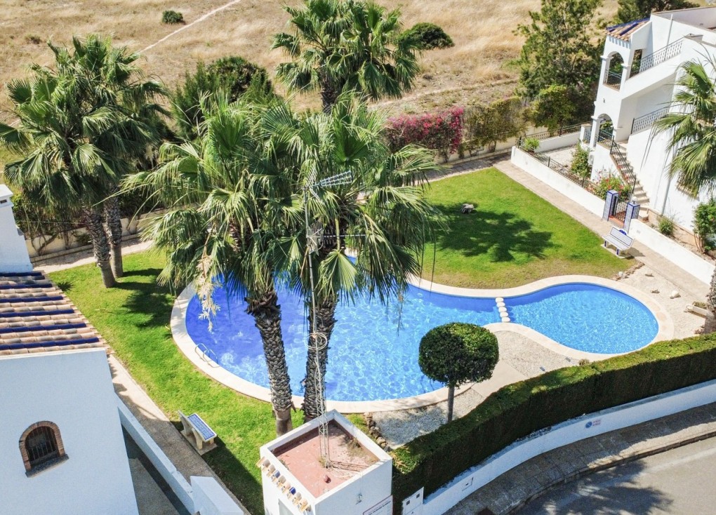 Återförsäljning - Lägenhet - Orihuela Costa - Villamartín