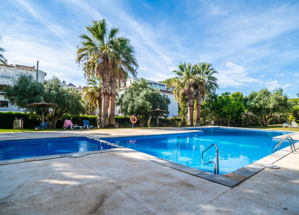 Återförsäljning - Lägenhet - Orihuela - Villamartín